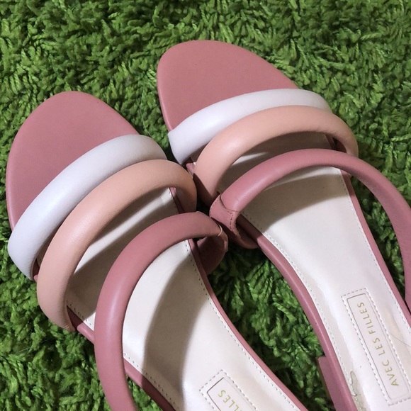 Nudes in pink strappy sandals - Picture 10 of 10